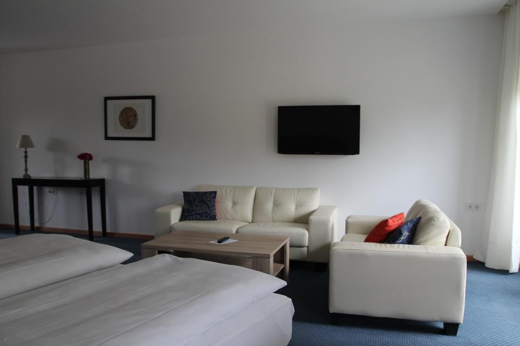 Hotel Lindenstrasse Neuenhagen bei Berlin Szoba fotó